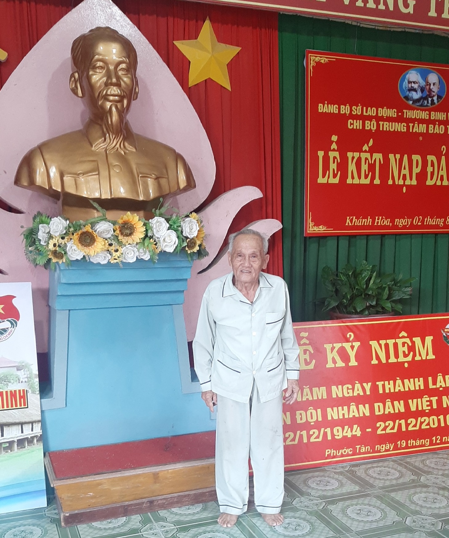 TÂM SÁNG TẠO NÊN “ĐỊA CHỈ ĐỎ”